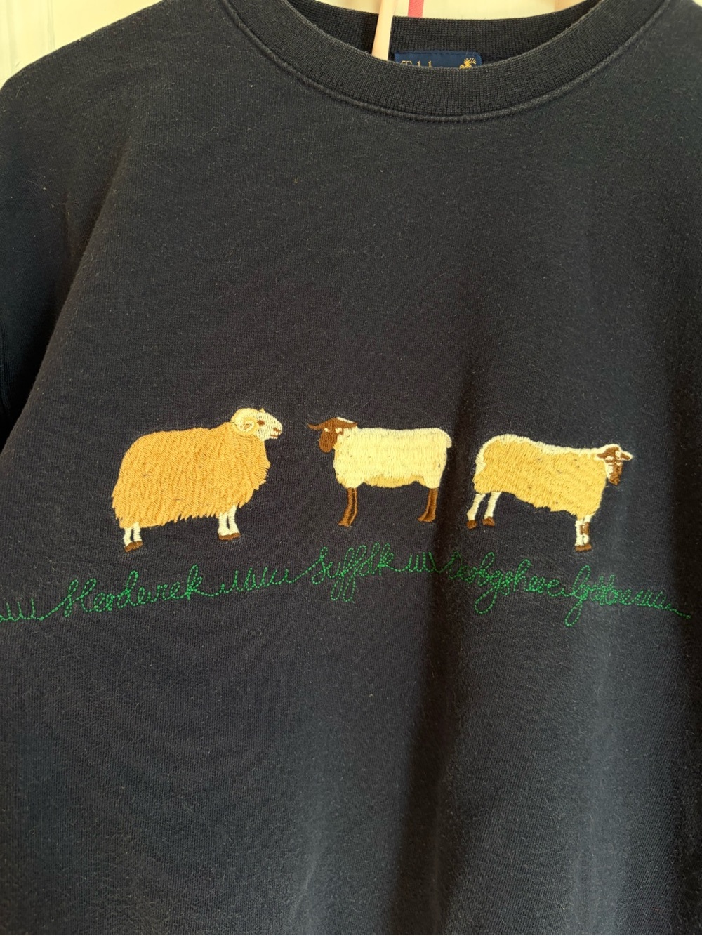 Vintage 100% Cotton Crew Neck with Sheep Design - Picture 2 of 9